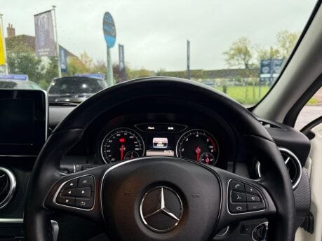 Mercedes-Benz A Class 1.5 A180d SE Euro 6 (s/s) 5dr 40