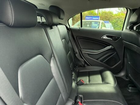 Mercedes-Benz A Class 1.5 A180d SE Euro 6 (s/s) 5dr 19