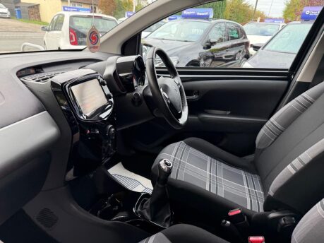 Peugeot 108 1.2 PureTech Allure Euro 6 5dr 33