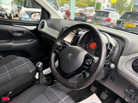 Peugeot 108 1.2 PureTech Allure Euro 6 5dr 18