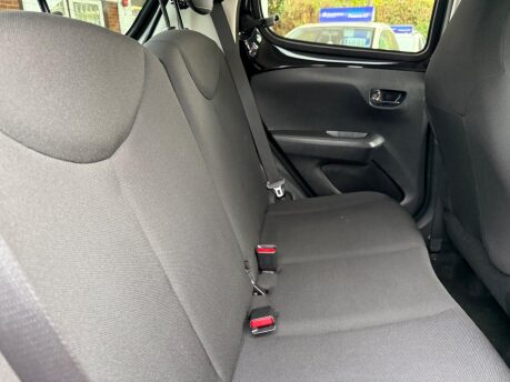 Peugeot 108 1.2 PureTech Allure Euro 6 5dr 21