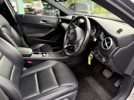 Mercedes-Benz A Class 1.6 A200 Sport Edition 7G-DCT Euro 6 (s/s) 5dr 8