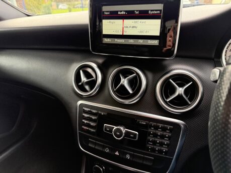 Mercedes-Benz A Class 1.6 A200 Sport Edition 7G-DCT Euro 6 (s/s) 5dr 12