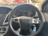 Ford Focus 1.6 TDCi Zetec Euro 5 (s/s) 5dr 9