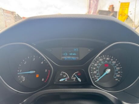 Ford Focus 1.6 TDCi Zetec Euro 5 (s/s) 5dr 8