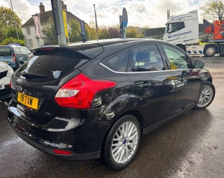 Ford Focus 1.6 TDCi Zetec Euro 5 (s/s) 5dr 4