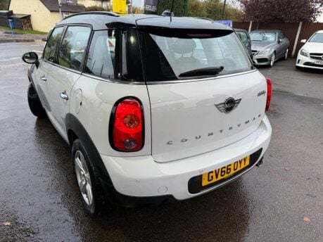 Mini Countryman 1.6 Cooper D Euro 5 (s/s) 5dr 12
