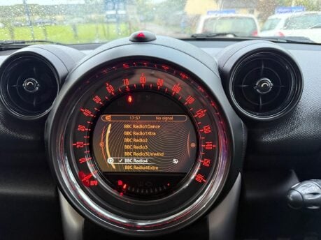 Mini Countryman 1.6 Cooper D Euro 5 (s/s) 5dr 11