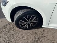 Volkswagen Golf 1.6 TDI BlueMotion Tech SE Nav Euro 6 (s/s) 5dr 24