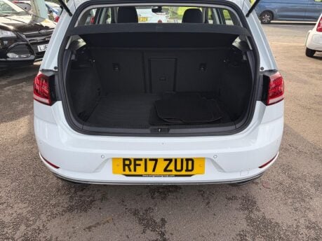 Volkswagen Golf 1.6 TDI BlueMotion Tech SE Nav Euro 6 (s/s) 5dr 34