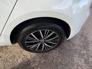 Volkswagen Golf 1.6 TDI BlueMotion Tech SE Nav Euro 6 (s/s) 5dr 25