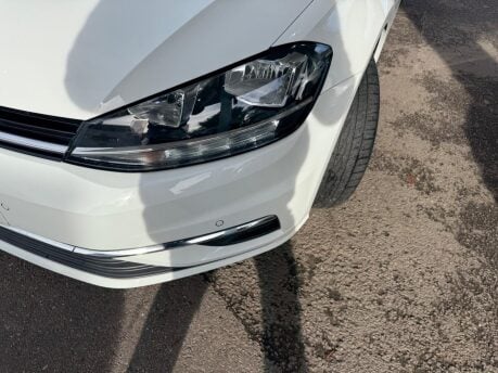 Volkswagen Golf 1.6 TDI BlueMotion Tech SE Nav Euro 6 (s/s) 5dr 37