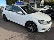 Volkswagen Golf 1.6 TDI BlueMotion Tech SE Nav Euro 6 (s/s) 5dr 7