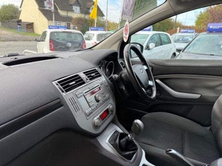 Ford Kuga 2.0 TDCi Zetec 2WD Euro 5 5dr 18