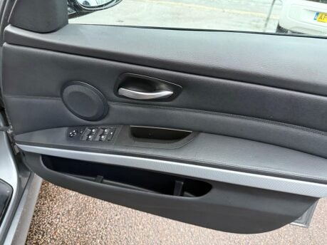 BMW 3 Series 2.0 320d M Sport Business Edition Steptronic Euro 5 4dr 27