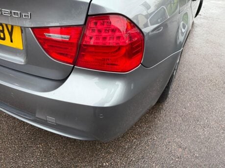 BMW 3 Series 2.0 320d M Sport Business Edition Steptronic Euro 5 4dr 40