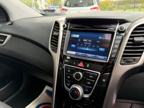 Hyundai i30 1.6 CRDi Blue Drive SE Nav Euro 6 (s/s) 5dr 24