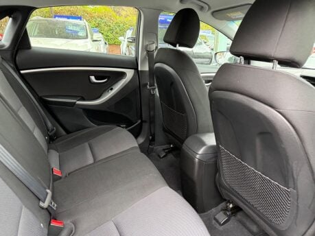 Hyundai i30 1.6 CRDi Blue Drive SE Nav Euro 6 (s/s) 5dr 16