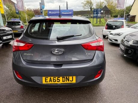 Hyundai i30 1.6 CRDi Blue Drive SE Nav Euro 6 (s/s) 5dr 12