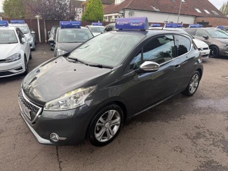 Peugeot 208 1.4 HDi Allure Euro 5 3dr 4