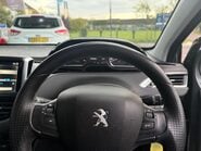 Peugeot 208 1.4 HDi Allure Euro 5 3dr 31