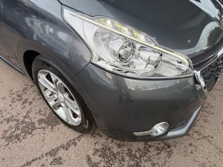 Peugeot 208 1.4 HDi Allure Euro 5 3dr 33