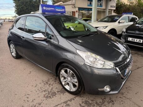 Peugeot 208 1.4 HDi Allure Euro 5 3dr 6