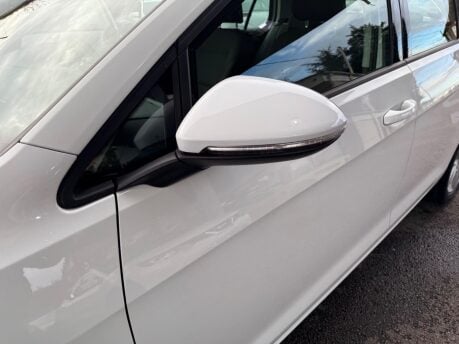 Volkswagen Golf 1.6 TDI BlueMotion Tech Match Edition Euro 6 (s/s) 5dr 33