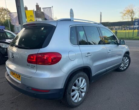Volkswagen Tiguan 2.0 TDI BlueMotion Tech Match 2WD Euro 5 (s/s) 5dr 4