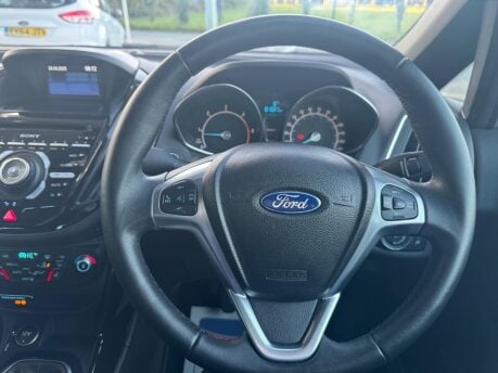 Ford B-Max 1.6 TDCi Titanium Euro 5 5dr 20