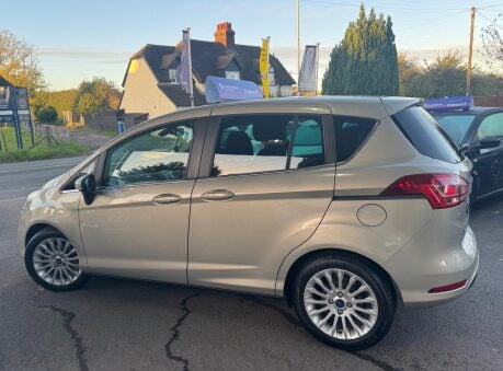 Ford B-Max 1.6 TDCi Titanium Euro 5 5dr 4