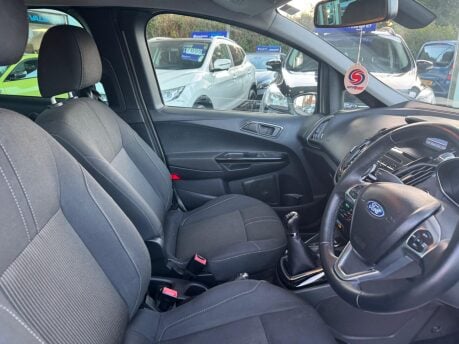 Ford B-Max 1.6 TDCi Titanium Euro 5 5dr 24