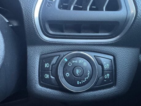 Ford B-Max 1.6 TDCi Titanium Euro 5 5dr 18