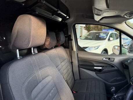 Ford Transit Connect 1.5 200 EcoBlue Limited L1 Euro 6 (s/s) 5dr 28
