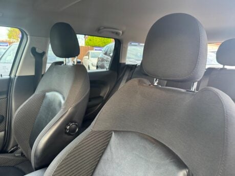 Mini Clubman 2.0 Cooper D Auto Euro 6 (s/s) 6dr 31