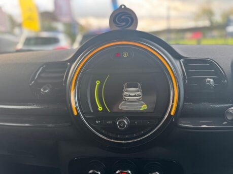 Mini Clubman 2.0 Cooper D Auto Euro 6 (s/s) 6dr 23
