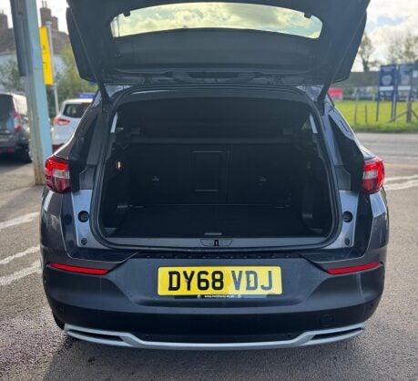 Vauxhall Grandland X 1.6 Turbo D BlueInjection Sport Nav Euro 6 (s/s) 5dr 32
