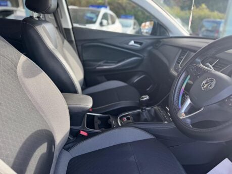Vauxhall Grandland X 1.6 Turbo D BlueInjection Sport Nav Euro 6 (s/s) 5dr 25