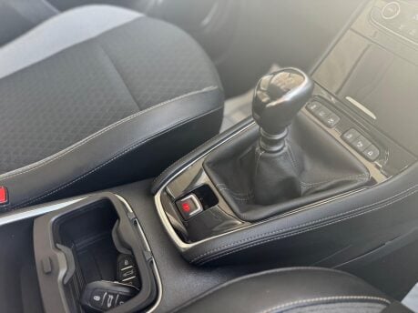 Vauxhall Grandland X 1.6 Turbo D BlueInjection Sport Nav Euro 6 (s/s) 5dr 23