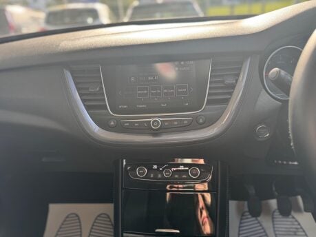 Vauxhall Grandland X 1.6 Turbo D BlueInjection Sport Nav Euro 6 (s/s) 5dr 22