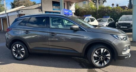 Vauxhall Grandland X 1.6 Turbo D BlueInjection Sport Nav Euro 6 (s/s) 5dr 8