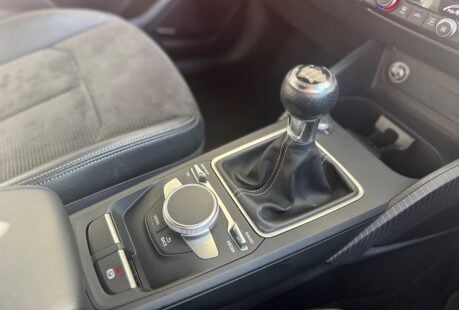 Audi Q2 1.6 TDI S line Euro 6 (s/s) 5dr 23