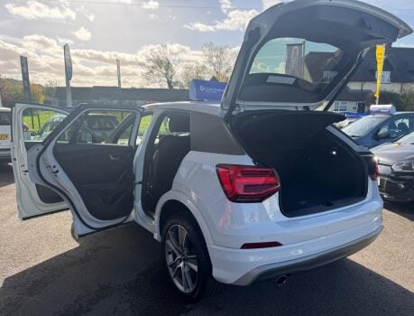 Audi Q2 1.6 TDI S line Euro 6 (s/s) 5dr 33