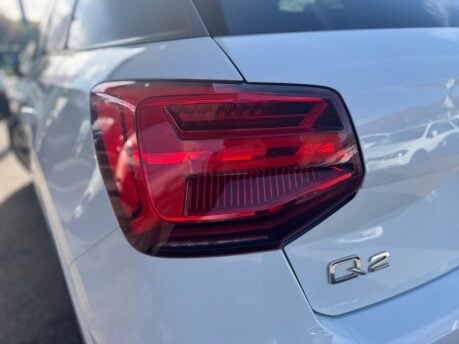 Audi Q2 1.6 TDI S line Euro 6 (s/s) 5dr 12