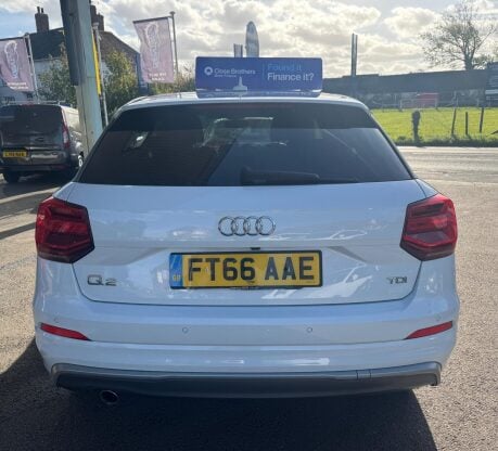 Audi Q2 1.6 TDI S line Euro 6 (s/s) 5dr 6
