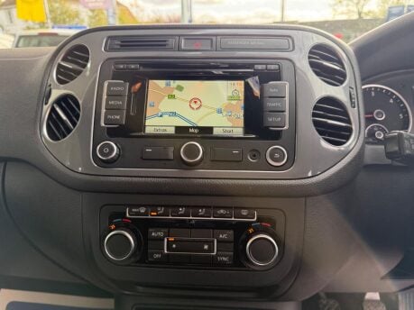 Volkswagen Tiguan 2.0 TDI BlueMotion Tech Match 2WD Euro 5 (s/s) 5dr 26