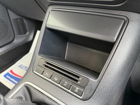 Volkswagen Tiguan 2.0 TDI BlueMotion Tech Match 2WD Euro 5 (s/s) 5dr 28