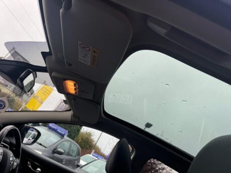 Nissan Qashqai 1.5 dCi Tekna 2WD Euro 6 (s/s) 5dr 17