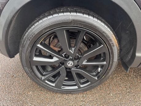 Nissan Qashqai 1.5 dCi Tekna 2WD Euro 6 (s/s) 5dr 15