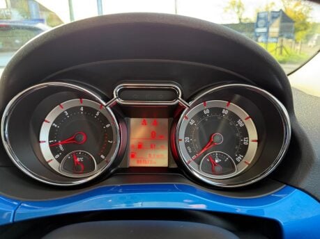 Vauxhall Adam 1.2i JAM Euro 6 3dr 29